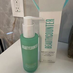 NWT Beautycounter resurfacing body peel